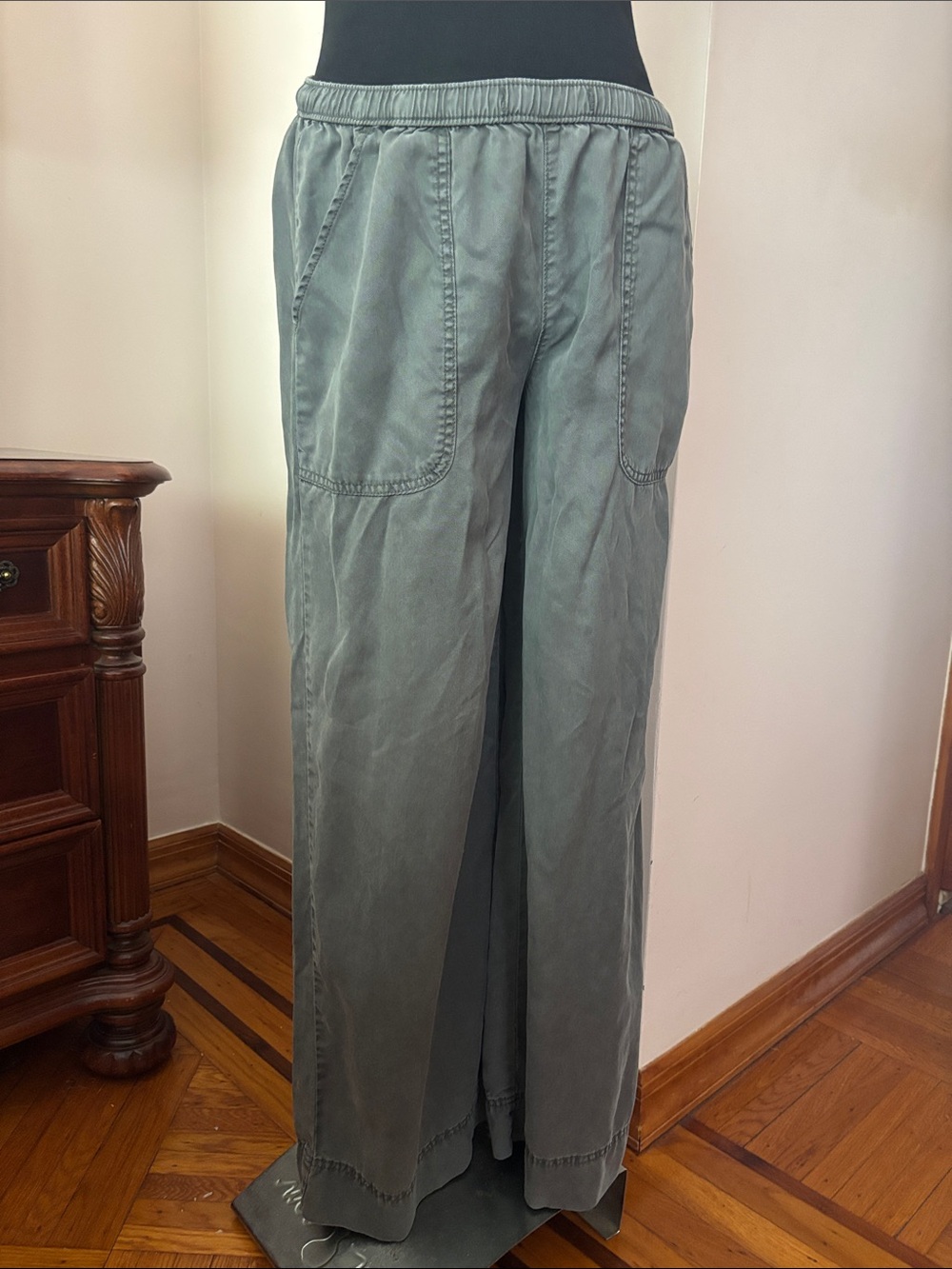JOIE Wide-Leg Elastic-Waist Pants in Sage Green size S